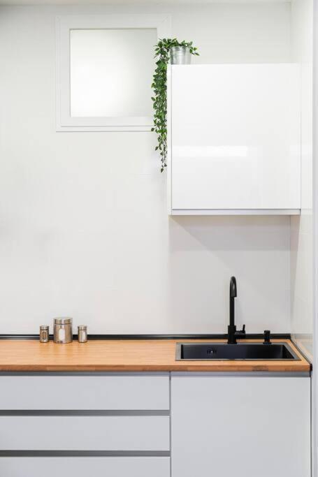Nice Apartment In The Center Of Madrid-S-El-Verde Buitenkant foto